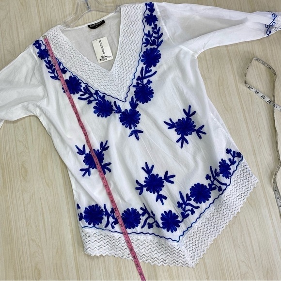 Antigua White blue embroidered swim cover up or tunic top size L - Picture 3 of 11